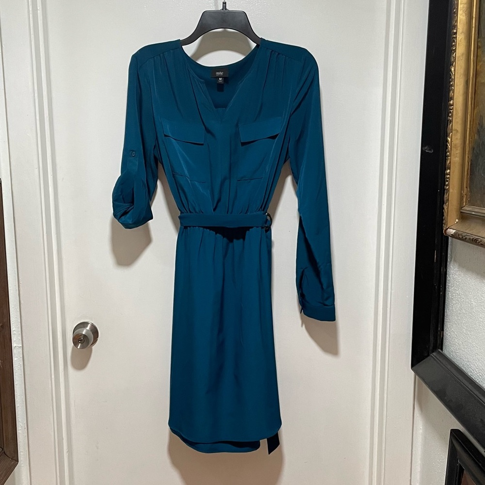 A Target classic! Silky Mossimo long-sleeve dress. Size Medium.